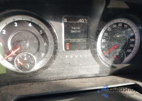 2016 Ram 1500 Big Horn z USA, uszkodzony, nr VIN 1C6RR7GT8GS245558